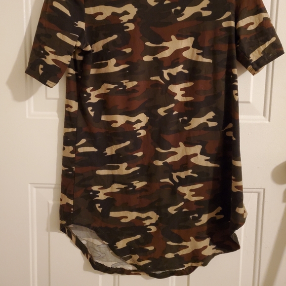 Top - Picture 3 of 3